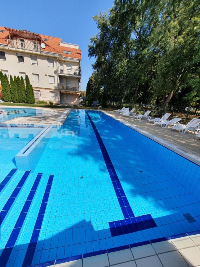 Relax Wellness Manzard Hajduszoboszlo Διαμέρισμα Εξωτερικό φωτογραφία